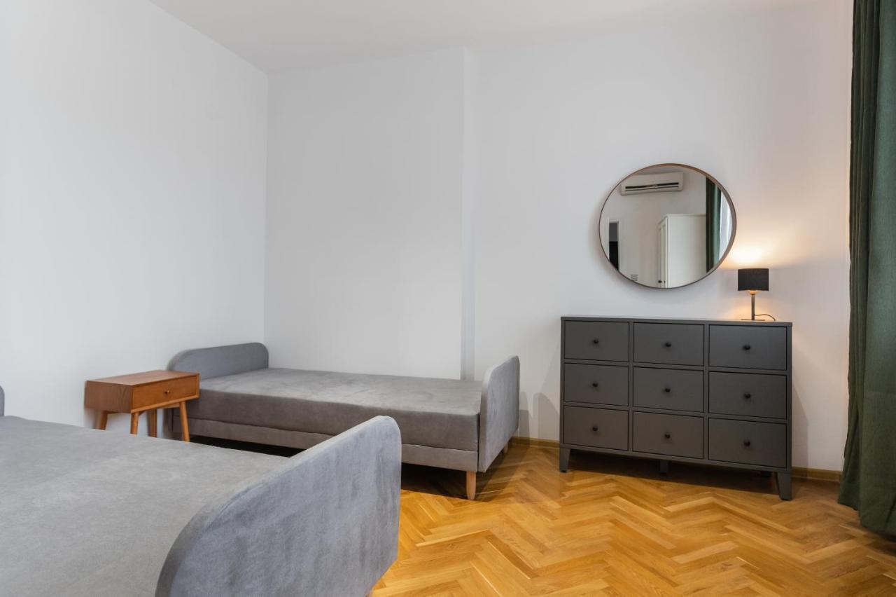 Industrial 2-Bdr Flat By The National Stadium Sofia Exterior photo